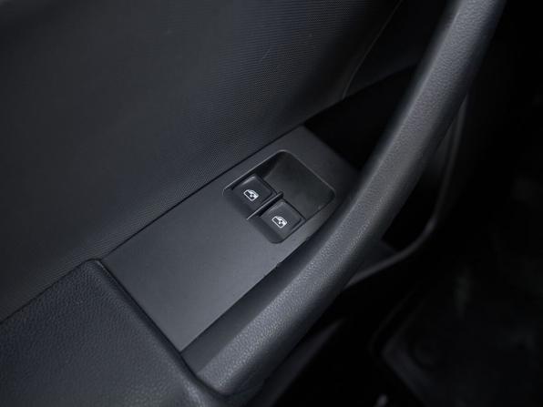 Skoda Rapid I с пробегом 2016 года, цена 978 000 рублей, 187432 км, лифтбек, Автокод Объявления