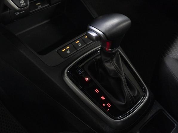 Kia Rio IV Рестайлинг с пробегом 2021 года, цена 1 690 000 рублей, 77611 км, хэтчбек, Автокод Объявления