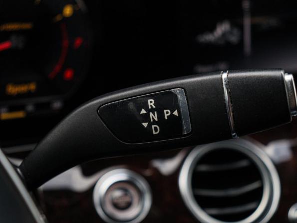 Mercedes-Benz E-Класс V (W213 S213 C238) с пробегом 2017 года, цена 3 570 000 рублей, 77294 км, седан, Автокод Объявления