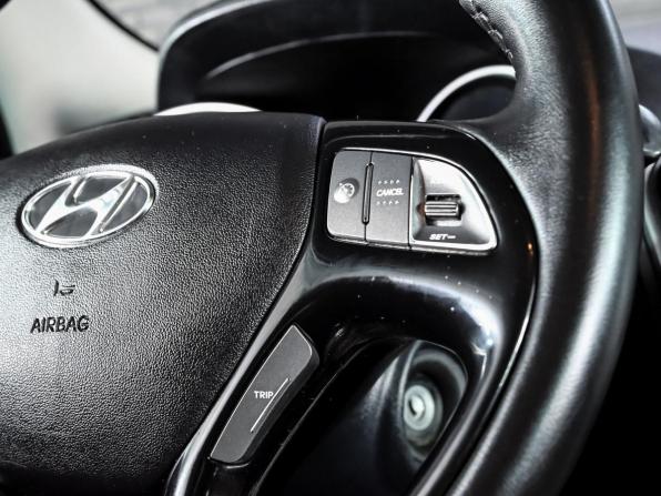 Hyundai ix35 I Рестайлинг с пробегом 2014 года, цена 1 290 000 рублей, 196084 км, внедорожник, Автокод Объявления