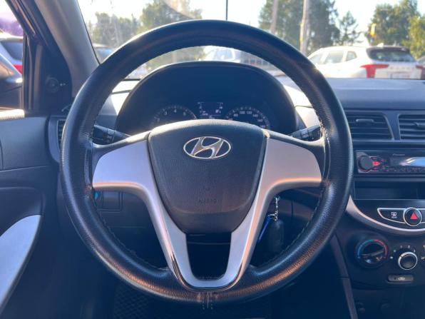 Hyundai Solaris I с пробегом 2012 года, цена 608 000 рублей, 200009 км, хэтчбек, Автокод Объявления
