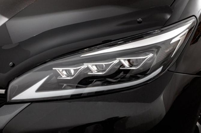 Toyota Wish II Рестайлинг с пробегом 2014 года, цена 1 699 000 рублей, 56000 км, минивэн, Автокод Объявления