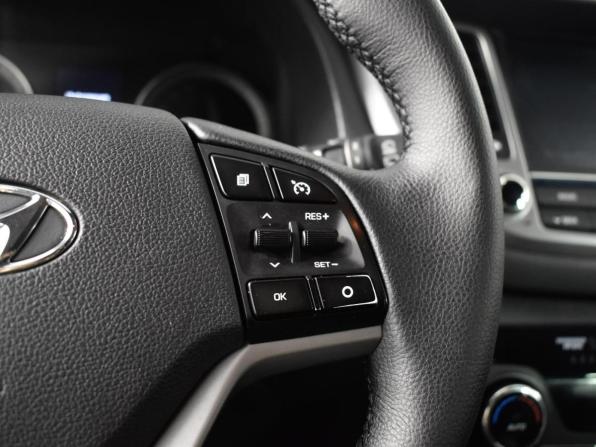 Hyundai Tucson III с пробегом 2018 года, цена 1 799 100 рублей, 192664 км, внедорожник, Автокод Объявления