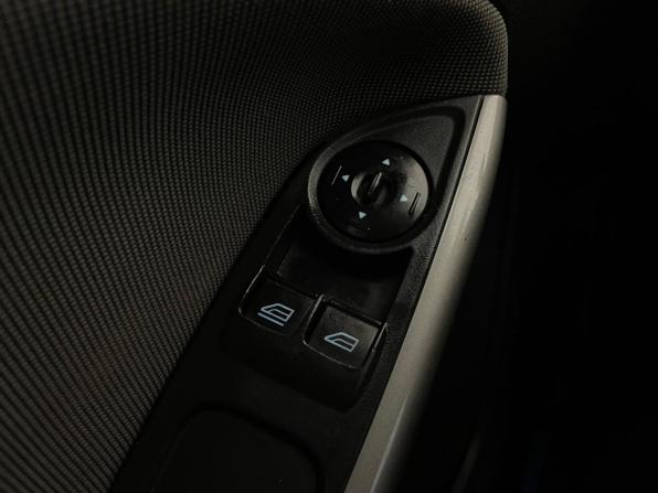Ford Focus III с пробегом 2012 года, цена 619 000 рублей, 196567 км, хэтчбек, Автокод Объявления
