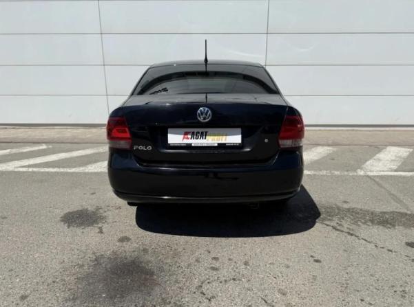 Volkswagen Polo V с пробегом 2013 года, цена 795 000 рублей, 165950 км, седан, Автокод Объявления