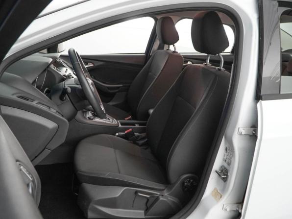Ford Focus III Рестайлинг с пробегом 2017 года, цена 1 448 071 рубль, 27159 км, седан, Автокод Объявления