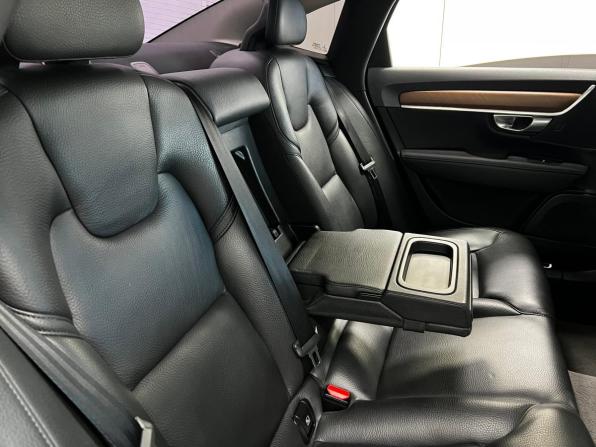Volvo S90 II с пробегом 2017 года, цена 2 680 000 рублей, 128658 км, седан, Автокод Объявления