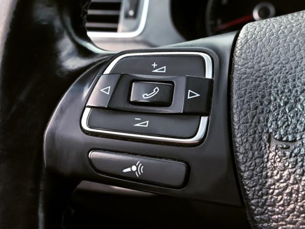 Volkswagen Jetta VI с пробегом 2014 года, цена 1 065 000 рублей, 164936 км, седан, Автокод Объявления