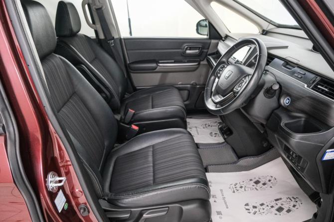 Honda Freed II с пробегом 2017 года, цена 1 549 000 рублей, 83400 км, компактвэн, Автокод Объявления