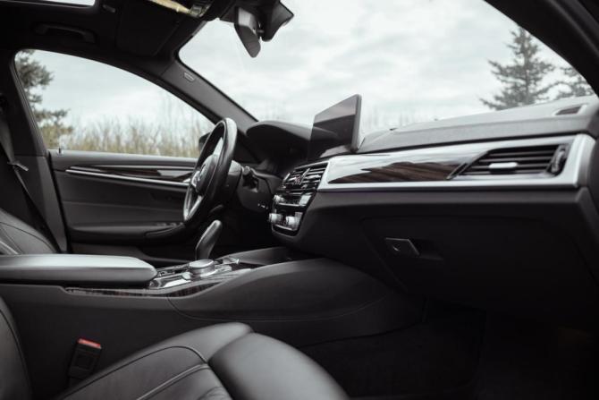 BMW 5 серии VII (G30/G31/G38) Рестайлинг с пробегом 2021 года, цена 4 279 700 рублей, 122414 км, седан, Автокод Объявления