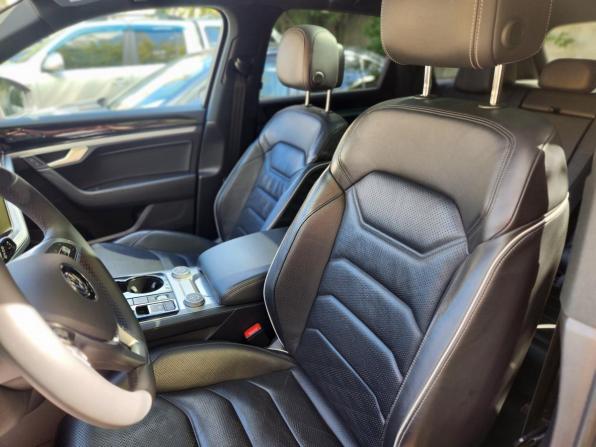 Volkswagen Touareg III с пробегом 2019 года, цена 3 600 000 рублей, 201000 км, внедорожник, Автокод Объявления