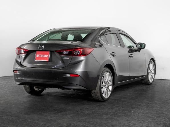 Mazda Axela III Рестайлинг с пробегом 2017 года, цена 1 330 000 рублей, 121461 км, седан, Автокод Объявления