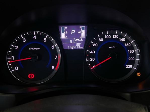 Hyundai Solaris I Рестайлинг с пробегом 2016 года, цена 1 099 000 рублей, 112414 км, седан, Автокод Объявления