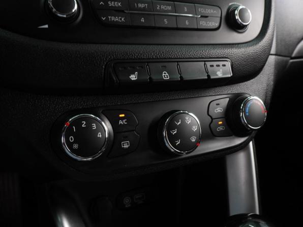 Kia Ceed II Рестайлинг с пробегом 2016 года, цена 1 349 000 рублей, 144313 км, хэтчбек, Автокод Объявления