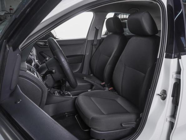 Skoda Rapid I Рестайлинг с пробегом 2019 года, цена 1 079 000 рублей, 240396 км, лифтбек, Автокод Объявления