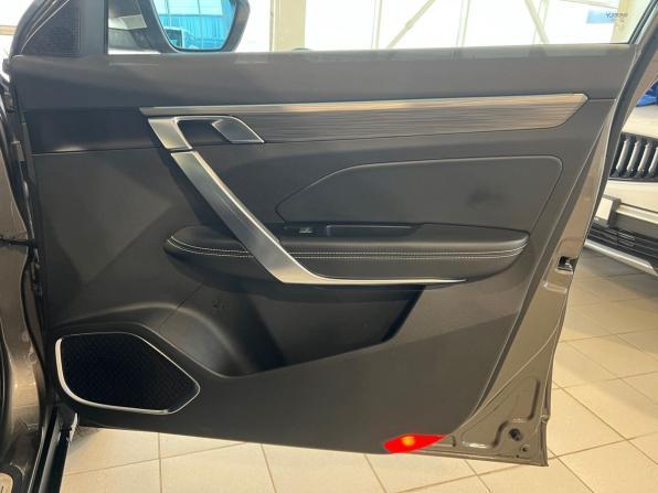 Geely Atlas Pro с пробегом 2023 года, цена 2 055 900 рублей, 56862 км, внедорожник, Автокод Объявления