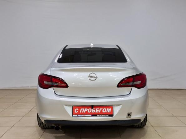 Opel Astra J Рестайлинг с пробегом 2013 года, цена 680 000 рублей, 202375 км, седан, Автокод Объявления