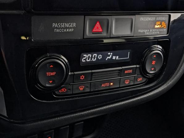 Mitsubishi Outlander III Рестайлинг 2 с пробегом 2018 года, цена 1 800 000 рублей, 156155 км, внедорожник, Автокод Объявления