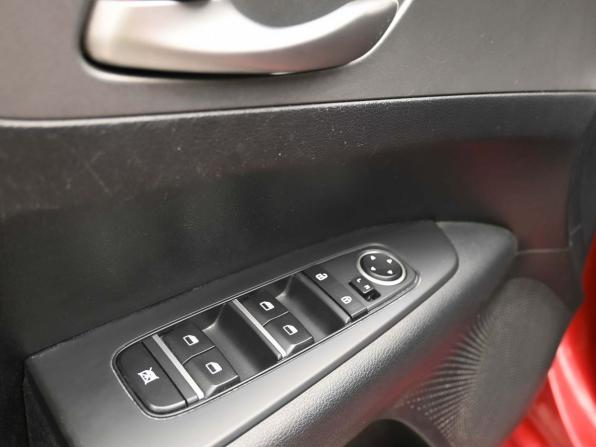 Kia Cerato IV с пробегом 2019 года, цена 1 330 000 рублей, 178000 км, седан, Автокод Объявления