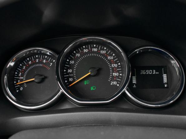 Renault Logan II Рестайлинг с пробегом 2020 года, цена 1 310 000 рублей, 36903 км, седан, Автокод Объявления
