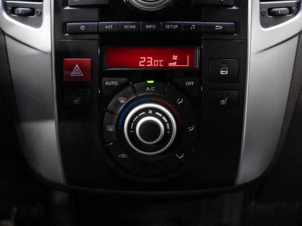 Kia Venga I с пробегом 2013 года, цена 889 000 рублей, 221845 км, компактвэн, Автокод Объявления