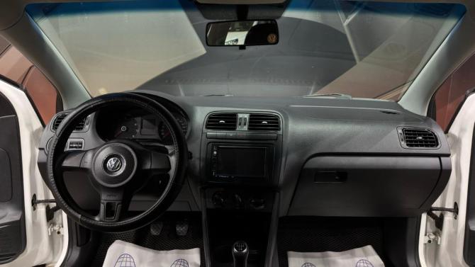 Volkswagen Polo V с пробегом 2011 года, цена 699 000 рублей, 167000 км, седан, Автокод Объявления