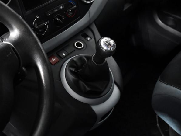 Citroen Berlingo II Рестайлинг с пробегом 2013 года, цена 609 000 рублей, 193533 км, компактвэн, Автокод Объявления