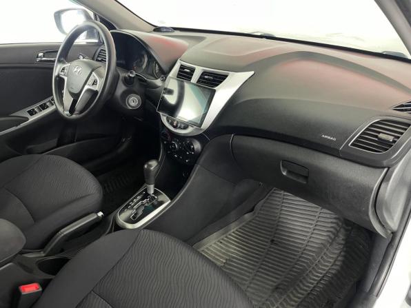 Hyundai Solaris I с пробегом 2013 года, цена 699 000 рублей, 164000 км, седан, Автокод Объявления