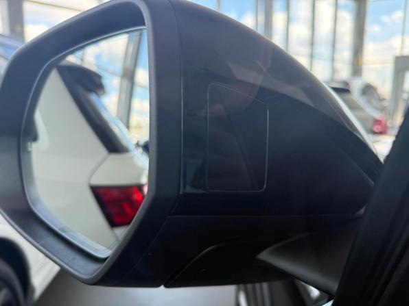 Audi Q8 I (4M) Рестайлинг с пробегом 2025 года, цена 14 990 000 рублей, 15 км, внедорожник, Автокод Объявления