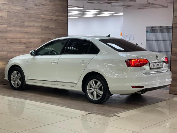 Volkswagen Jetta VI Рестайлинг с пробегом 2018 года, цена 1 640 000 рублей, 128622 км, седан, Автокод Объявления