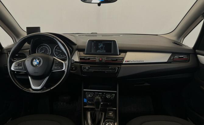 BMW 2 серии Active Tourer F45 с пробегом 2017 года, цена 1 055 000 рублей, 183693 км, минивэн, Автокод Объявления