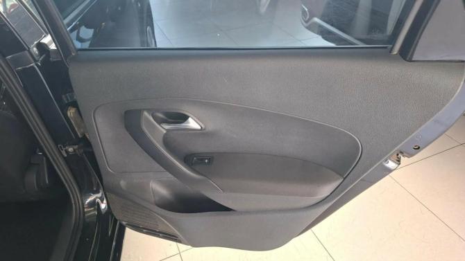 Volkswagen Polo V с пробегом 2014 года, цена 580 000 рублей, 260200 км, седан, Автокод Объявления