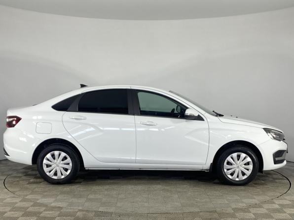 Lada (ВАЗ) Vesta I Рестайлинг (NG) с пробегом 2024 года, цена 1 280 000 рублей, 27617 км, седан, Автокод Объявления
