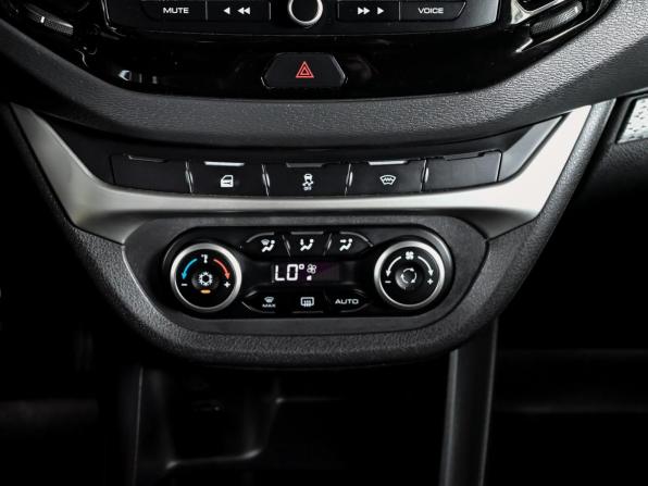 Lada (ВАЗ) Vesta I с пробегом 2021 года, цена 1 300 000 рублей, 70303 км, универсал, Автокод Объявления