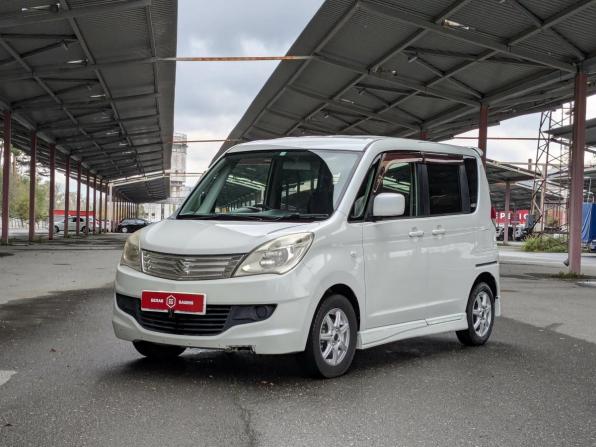Suzuki Solio II с пробегом 2011 года, цена 799 900 рублей, 124500 км, минивэн, Автокод Объявления