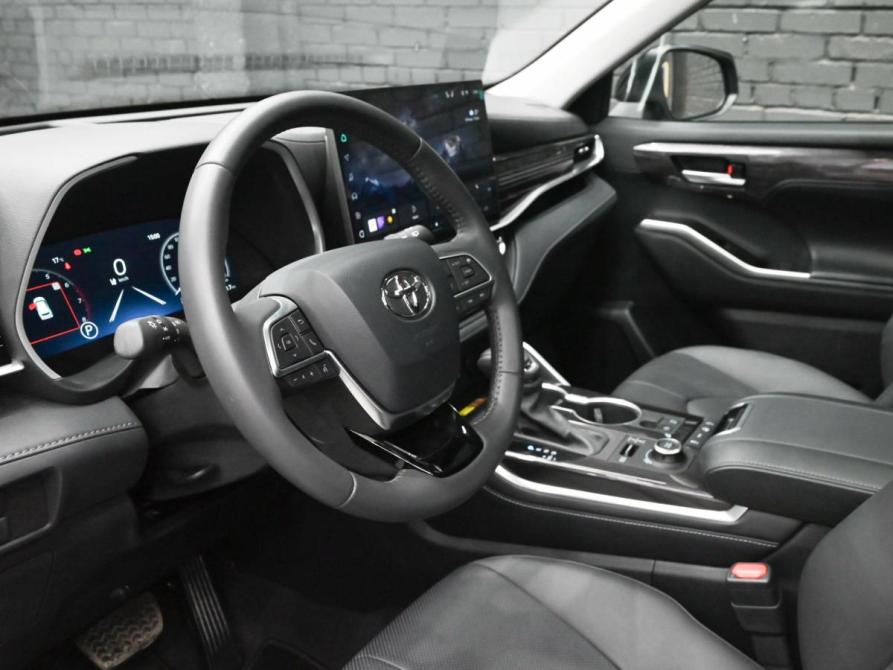 Toyota Highlander IV (XU70) Екатеринбург  - изображение 22