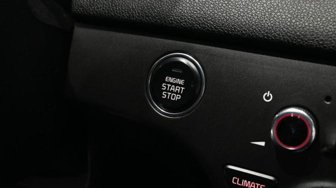 Kia Sportage IV с пробегом 2016 года, цена 1 890 000 рублей, 165000 км, внедорожник, Автокод Объявления