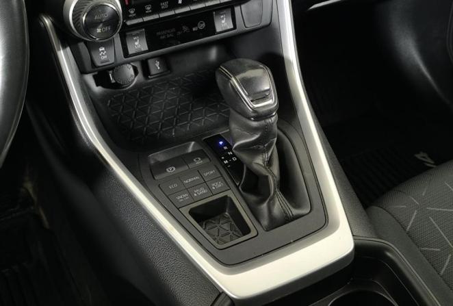 Toyota RAV4 V (XA50) с пробегом 2021 года, цена 3 650 000 рублей, 36810 км, внедорожник, Автокод Объявления