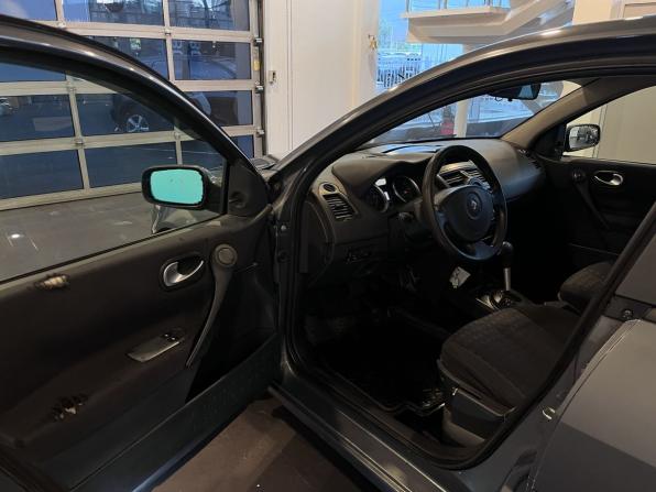 Renault Megane II с пробегом 2006 года, цена 265 300 рублей, 212155 км, седан, Автокод Объявления