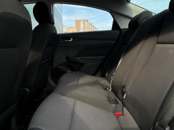 Hyundai Solaris II с пробегом 2019 года, цена 1 353 300 рублей, 128653 км, седан, Автокод Объявления