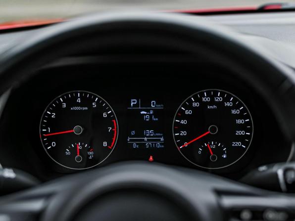 Kia Rio IV Рестайлинг с пробегом 2020 года, цена 1 650 000 рублей, 57056 км, седан, Автокод Объявления