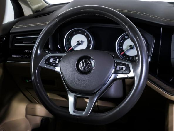 Volkswagen Touareg III с пробегом 2018 года, цена 3 850 000 рублей, 149000 км, внедорожник, Автокод Объявления