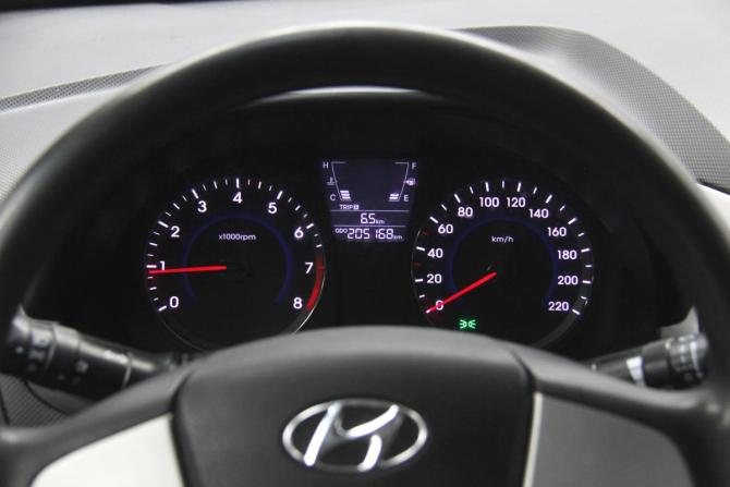 Hyundai Solaris I с пробегом 2013 года, цена 576 000 рублей, 205000 км, седан, Автокод Объявления