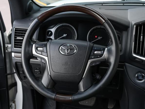 Toyota Land Cruiser 200 Series Рестайлинг 2 с пробегом 2020 года, цена 8 898 000 рублей, 68580 км, внедорожник, Автокод Объявления