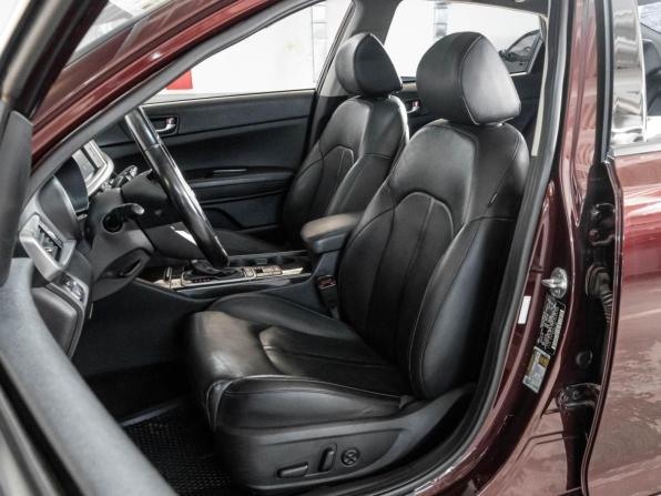 Kia Optima IV Рестайлинг с пробегом 2019 года, цена 1 680 000 рублей, 70725 км, седан, Автокод Объявления