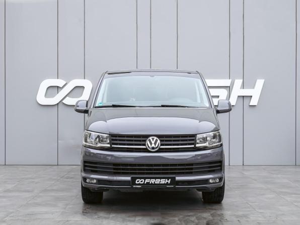 Volkswagen Transporter T6 Рестайлинг с пробегом 2019 года, цена 4 399 000 рублей, 169874 км, минивэн, Автокод Объявления
