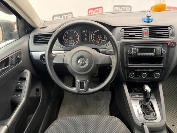 Volkswagen Jetta VI с пробегом 2012 года, цена 639 900 рублей, 198000 км, седан, Автокод Объявления