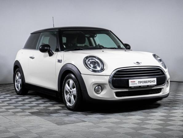Mini Hatch III (F55/F56) с пробегом 2018 года, цена 1 640 000 рублей, 112752 км, хэтчбек, Автокод Объявления
