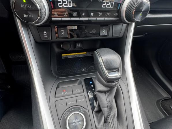Toyota RAV4 V (XA50) с пробегом 2020 года, цена 3 900 000 рублей, 96113 км, внедорожник, Автокод Объявления