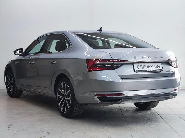 Skoda Superb III Рестайлинг с пробегом 2024 года, цена 3 000 000 рублей, 8465 км, лифтбек, Автокод Объявления